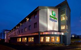 Holiday Inn Express Dunfermline By Ihg